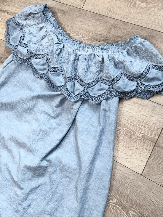 Knox Rose Off The Shoulder Embroidered Eyelet Chambray Dress - Picture 7 of 14